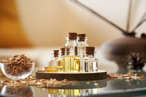 Cedarwood-Oil-001